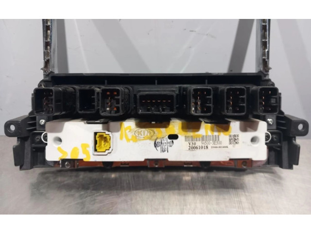 Дисплей 945003E500 KIA Sorento