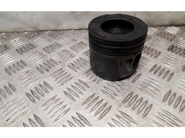 Поршень Dodge Nitro