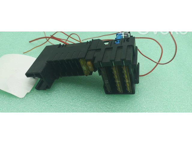 Блок предохранителей 19256000003, 154022770   Mercedes-Benz GLC X253 C253    