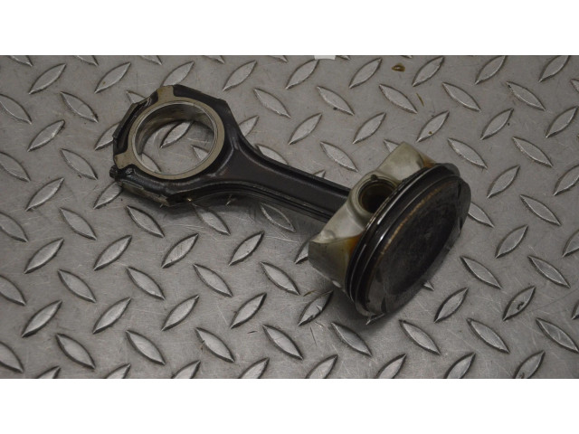 Поршень M 157.985 1316 Mercedes-Benz S C217