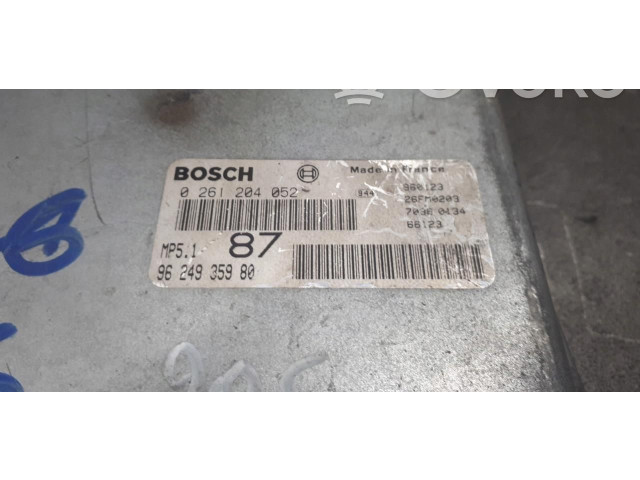 Блок управления двигателем Блок управления 0261204052   Peugeot 306