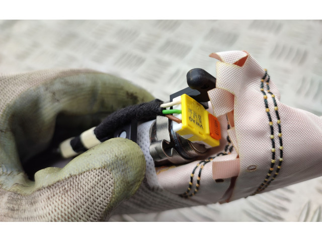 Подушка безопасности в сиденье 5E0880242   Skoda Octavia Mk3 (5E)