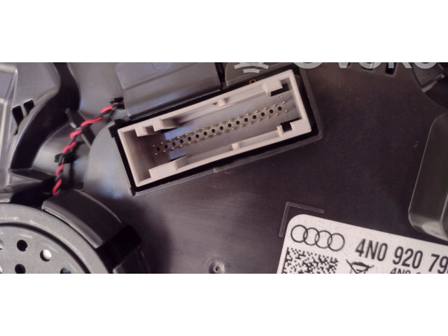 Přístrojová deska  Audi A8 S8 D5 2013 4N0920790C  