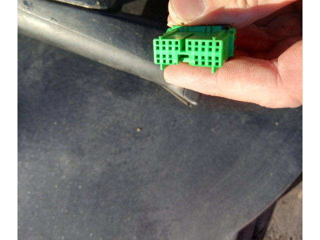 Зеркало электрическое        Volvo XC90  2003 - 2006 года   