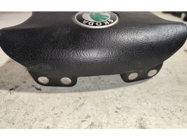 Подушка безопасности водителя Skoda Superb B5 (3U)