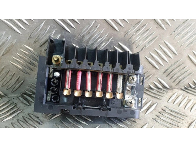   Pojistková skříňka A1295400450   Mercedes-Benz SL R129 1990