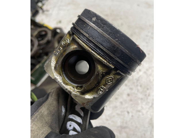 Поршень с шатуном V9X 912389, 120060082 Nissan Navara D40