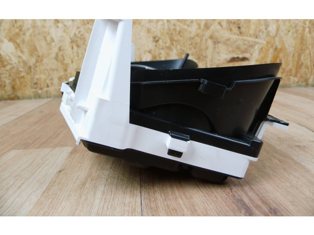 Přístrojová deska Toyota RAV 4 (XA50) 2020 8380042Z41