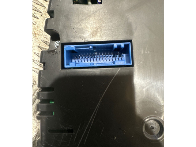 Přístrojová deska Volkswagen Tiguan 2010 5N0920871A