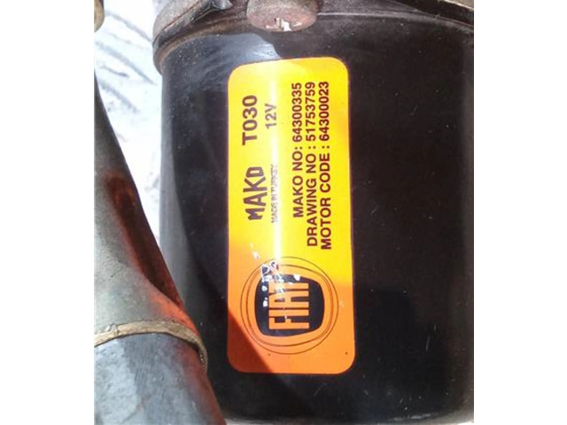 Моторчик дворников 51753759, 64300335    Fiat Linea