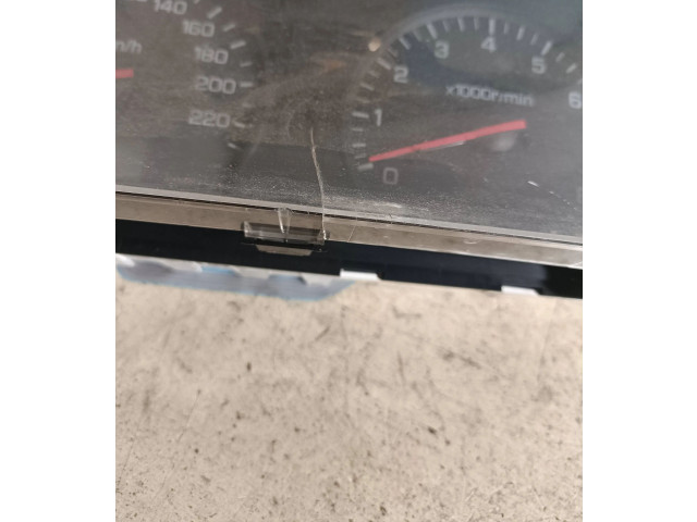 Панель приборов 381545, 576540 Mitsubishi Space Runner