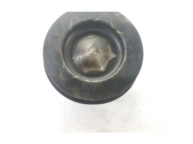 Поршень с шатуном 03L107065J, 03L107065J Volkswagen Golf VI