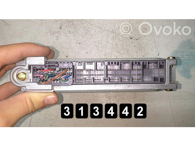 Řídící jednotka 37820-PEL-G11 Honda HR-V 1999