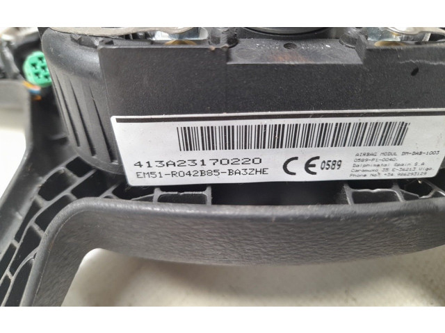 Подушка безопасности водителя    Ford Focus