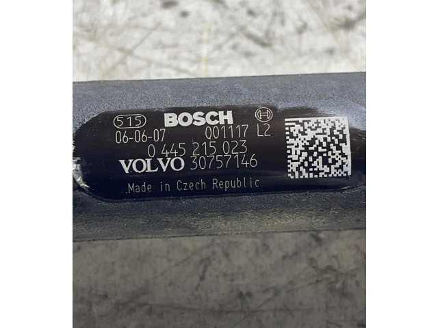 Топливная рампа 30757146, 30750409   Volvo XC90   для двигателя D5244T4