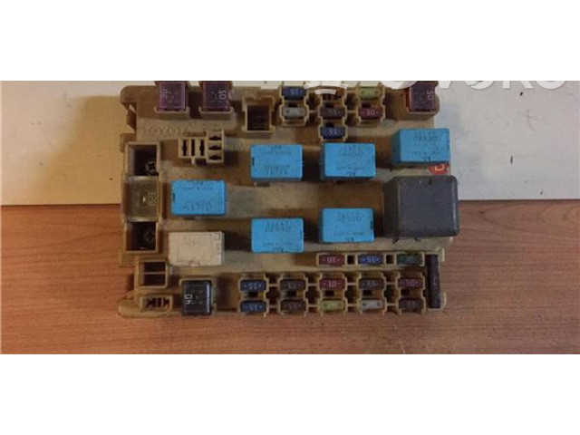 Pojistková skříňka Toyota Celica T230 2000