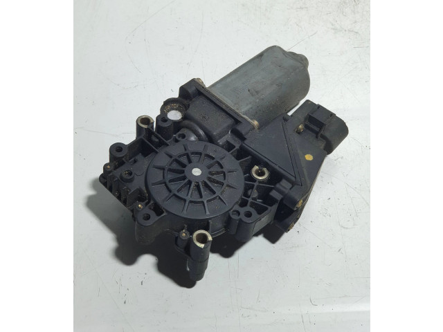 Передний двигатель механизма для подъема окон Audi A4 S4 B5 8D 1999 - 2000 года