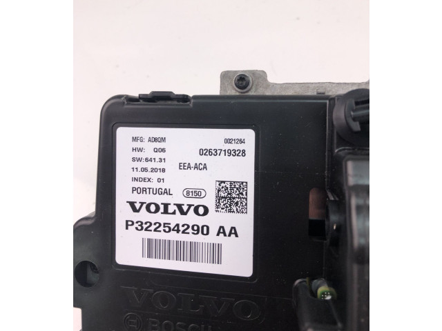 Спидометр (приборный щиток) P32254290AA, FR1418    Volvo XC60