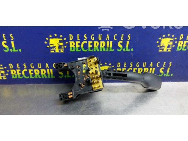 Ручка стеклоочистителей 443953513   Audi 80 90 B3