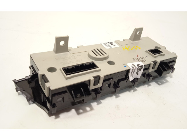 Блок управления климат-контролем 79560T8PQ01ZA   Honda HR-V