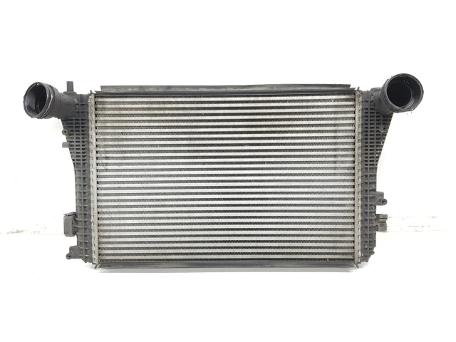 Интеркулер  1K0145803T, 1K0145803S   Volkswagen Golf Plus 