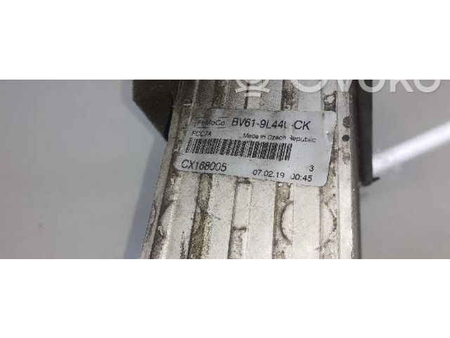 Интеркулер  2027395, BV619L440CK   Ford Transit -  Tourneo Connect 