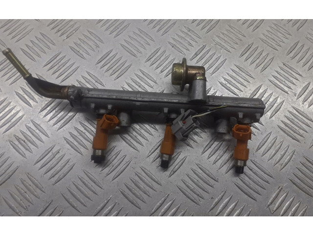 Топливная рампа    Daihatsu Cuore  