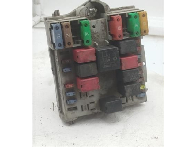Pojistková skříňka 51759553, 51759553 Fiat Stilo 2005