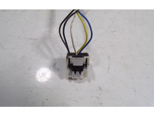 Зеркало электрическое Mitsubishi Outlander 2007 - 2012 года