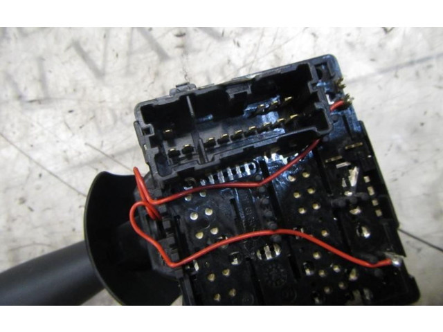 Ручка стеклоочистителей 8201168008 Dacia Lodgy