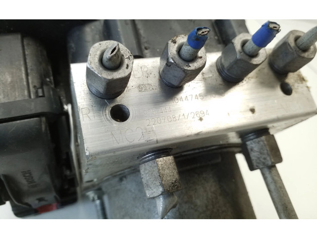 Jednotka ABS 104474510B Tesla Model Y 2020