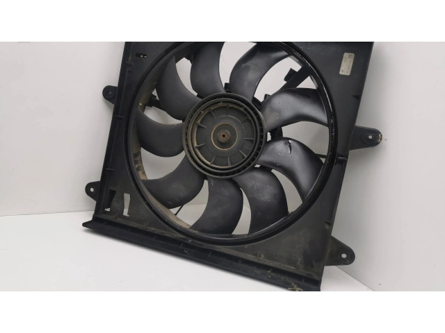 Вентилятор радиатора 24042096 Jeep Grand Cherokee (WK) 3.0