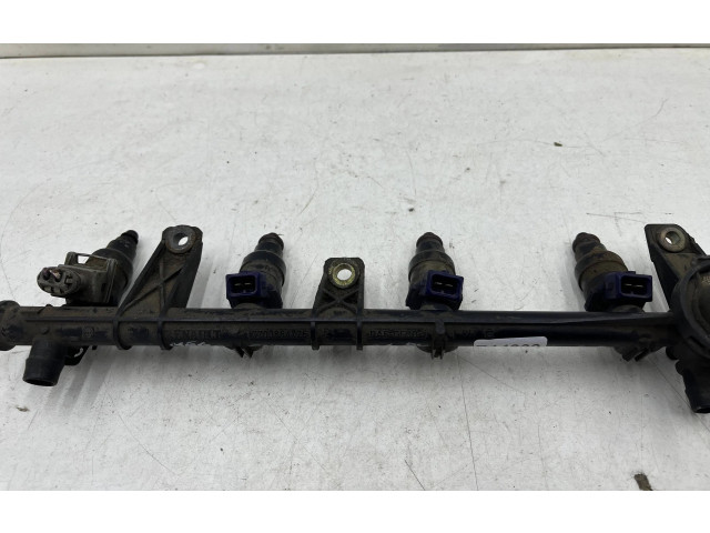 Топливная рампа 7700864726   Renault Clio II  