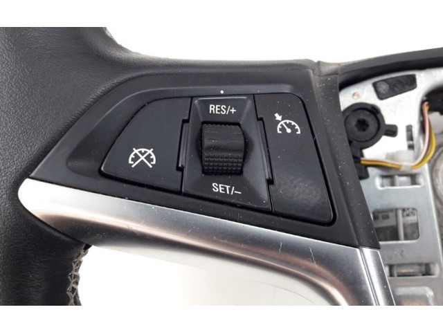 Руль Opel Meriva B  2010 - 2016 года 13412200, 13412200      