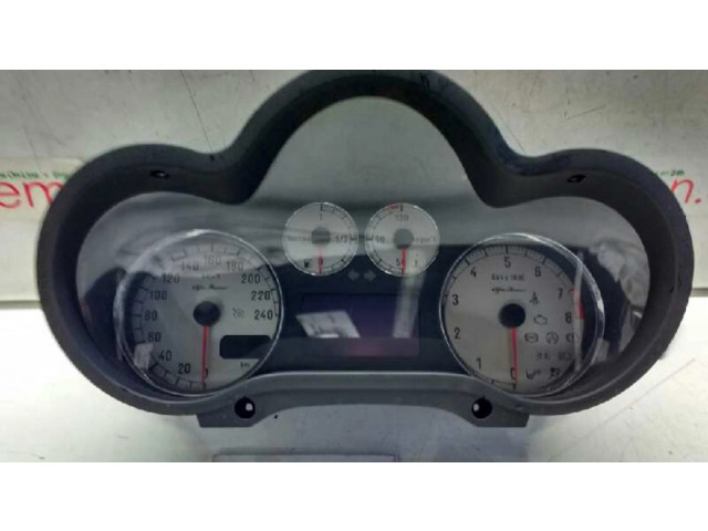 Панель приборов 156063196 Alfa Romeo 147