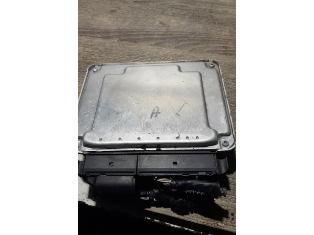 Řídící jednotka 045906019BQ Volkswagen Polo 2003