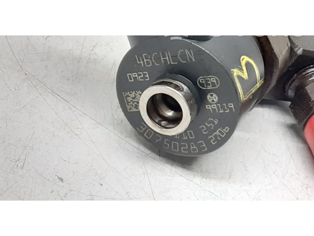 Форсунка 30750283, 0445110251    Volvo XC90   