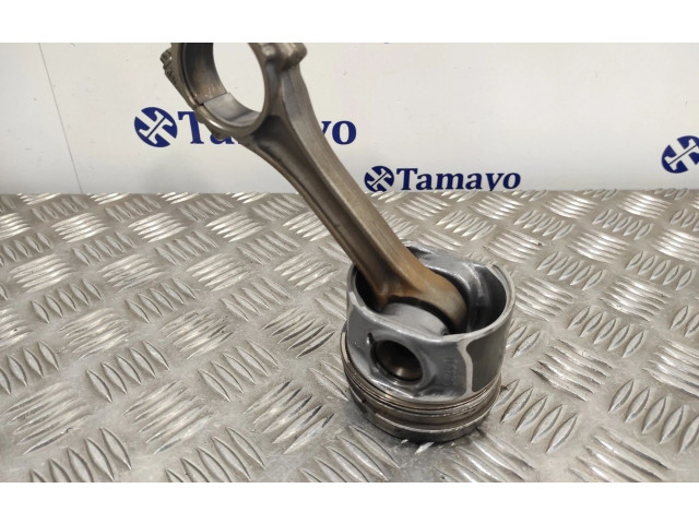 Píst 079215   Seat Altea    CAYC 