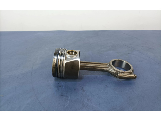  Поршень DFGA   Volkswagen PASSAT B8  