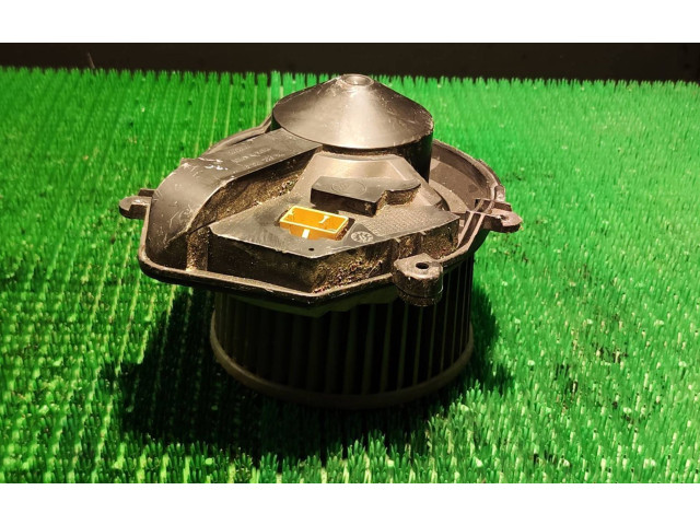 Вентилятор печки 740221233F, 8D1820021 Volkswagen Caddy