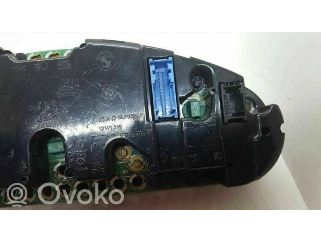 Přístrojová deska BMW 3 E36 1991 110008463107, 8364380