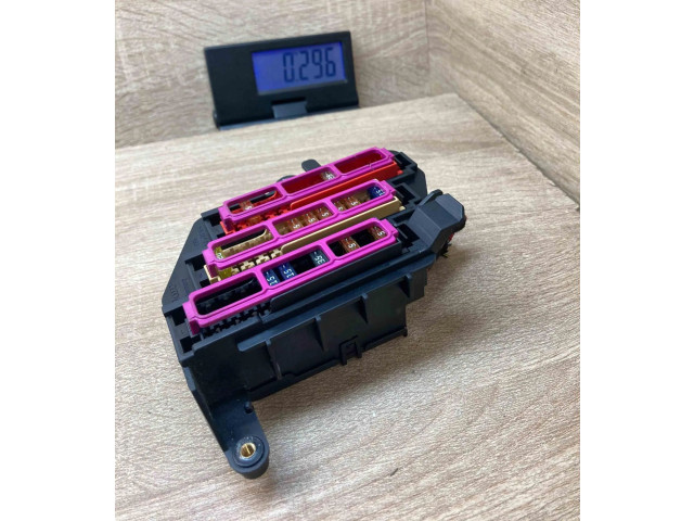 Pojistková skříňka 4F2971845A Audi A6 S6 C6 4F 2004