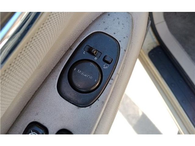 Зеркало (механическое)       Lexus IS 200-300  1999 - 2005 года   