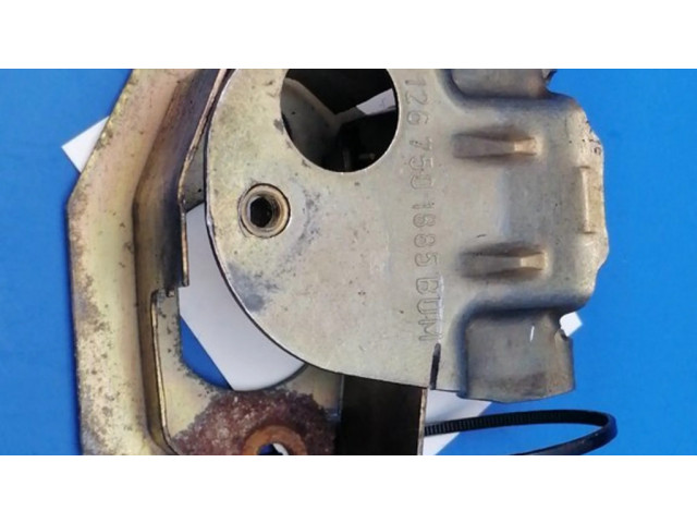 замок багажника 1267501885 Mercedes-Benz S W126 1979-1992 года