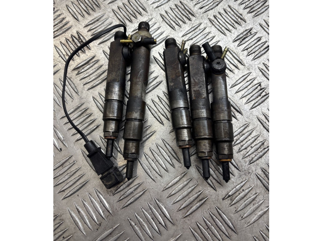 Комплект форсунок 046130201F    Volvo S70  V70  V70 XC   