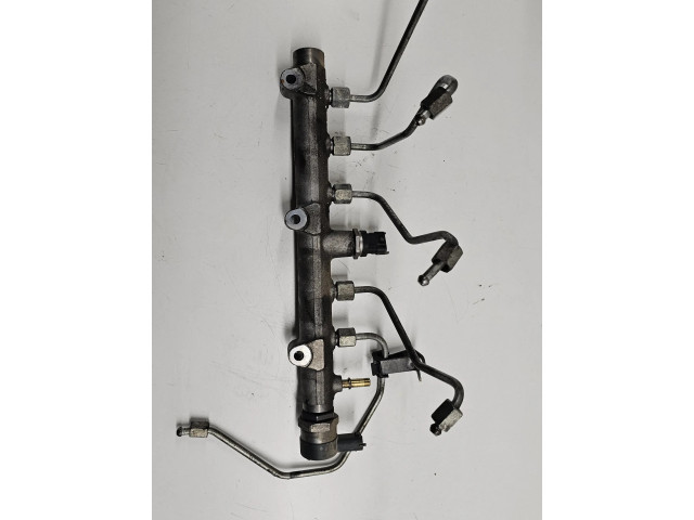 Топливная рампа    KIA Sorento 2.5 