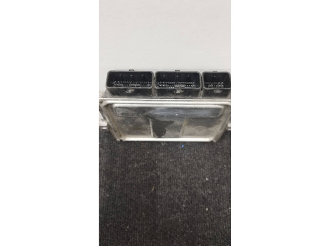 Блок управления двигателем Блок управления 237102803R, V29030399A Dacia Logan II