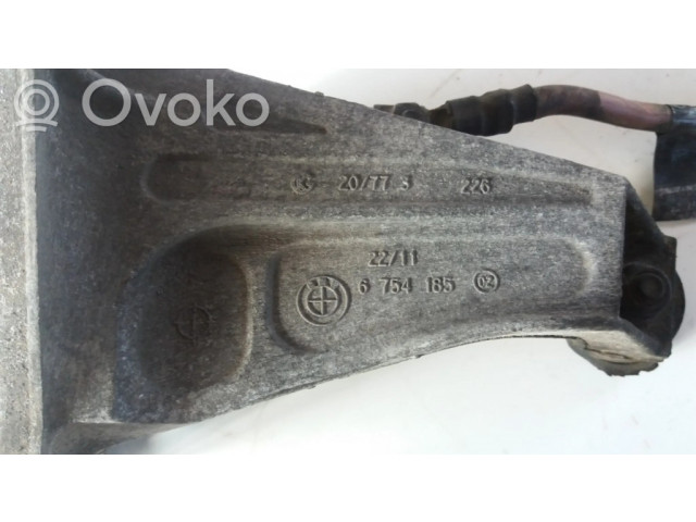 Кронштейн крепления двигателя