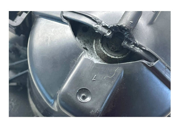 Вентилятор печки    0130101620, K9277003   Volvo V70