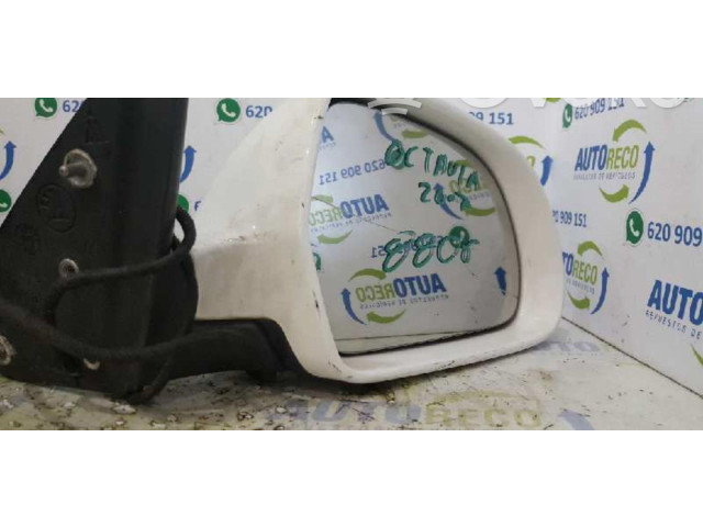 Зеркало (управляемое электричеством) 18142 Skoda Octavia Mk2 (1Z)